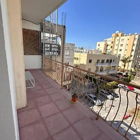 Daire 3 Bedroom Center *