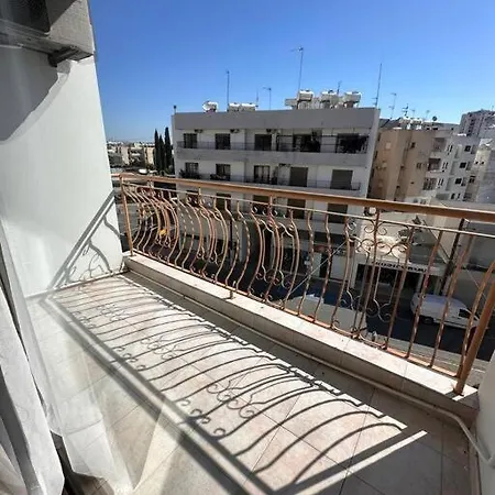 Daire 3 Bedroom Center Larnaca